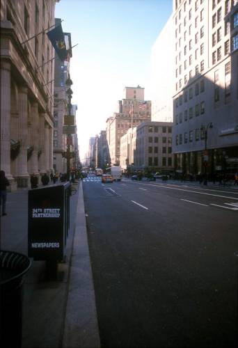 Ny02-01 5th avenue